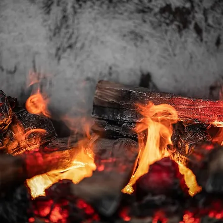 Apartment President Jacuzzi By Liuksai Klaipeda