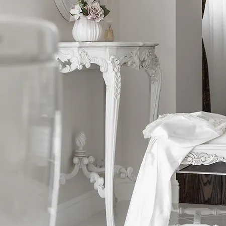President Jacuzzi By Liuksai Appartement