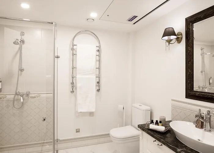 President Jacuzzi By Liuksai Apartment *